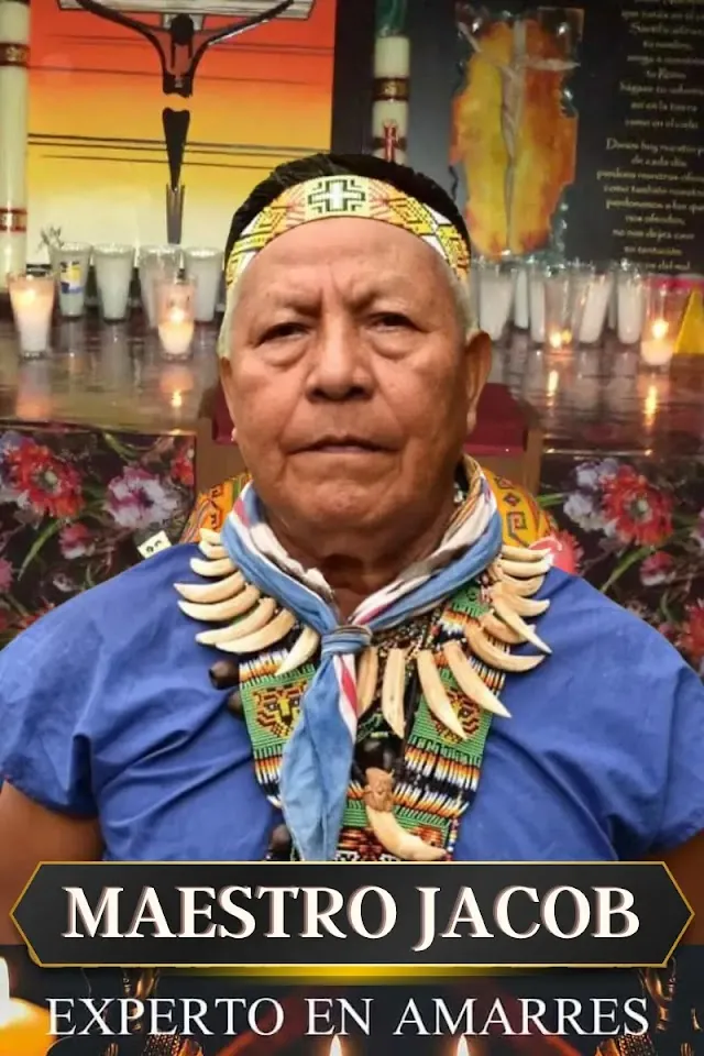 Brujo mayor de Catemaco en ritual